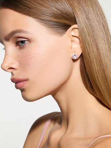 White gold stud earrings with heart-cut morganite and diamonds, 2