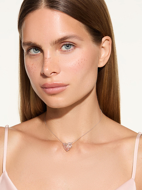 White gold necklace with pendant with pink LG diamond, 5