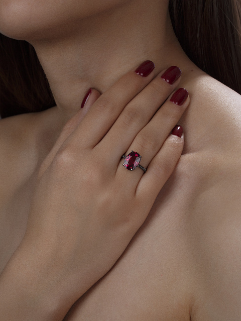 Black Gold & Rubellite Ring, 3