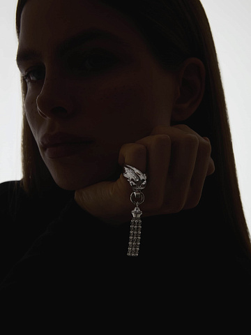 White gold tassel ring, 2