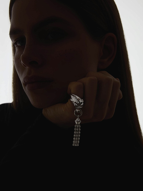 White gold tassel ring, 2