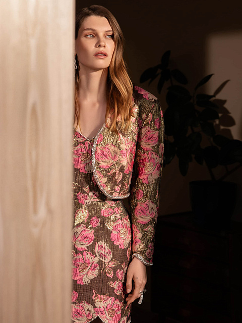 Suit Of Jacket And Mini Dress With Floral Pattern And Pearls, 10 Suit Of Jacket And Mini Dress With Floral Pattern And Pearls, 10