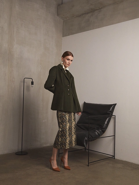 Dark green wool blazer, 6 Dark green wool blazer, 6