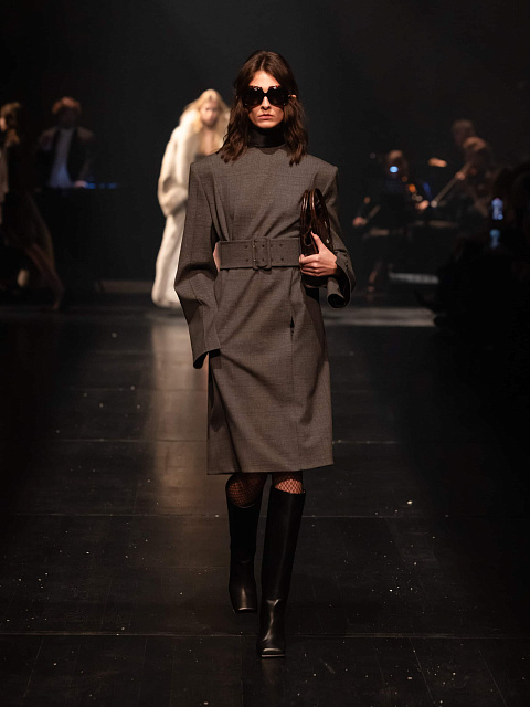 Look #3, 1