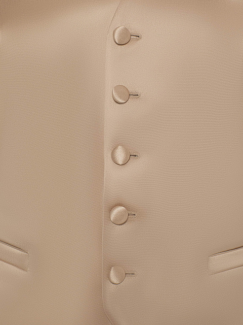 Beige silk three-piece suit, 7 Beige silk three-piece suit, 7