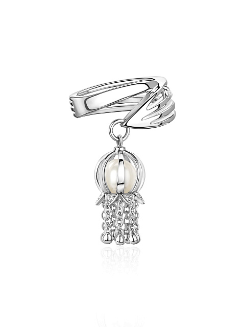 White gold ring with pendant, 1