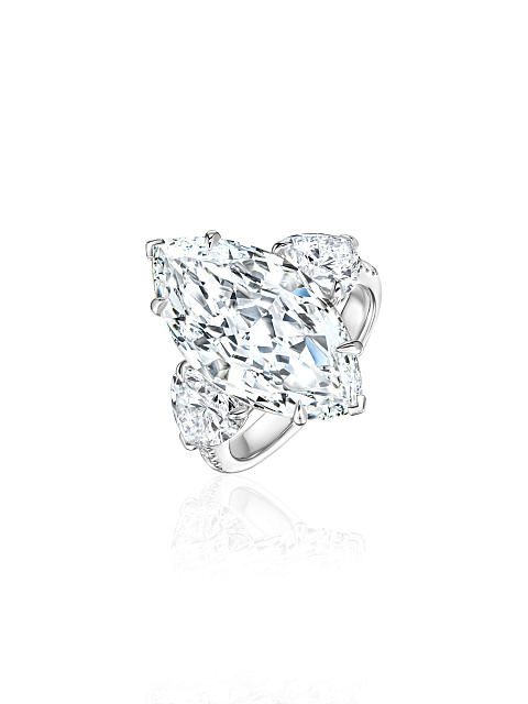 White gold ring with lab-grown marquise-cut diamond, 1