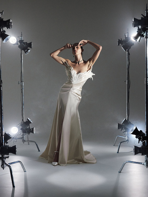 Beige Open Shoulder Feather Silk Maxi Dress, 6 Beige Open Shoulder Feather Silk Maxi Dress, 6
