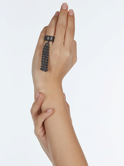 Black Gold & Black Briolette Diamond &  Black Round Diamond Tassel Ring, 2