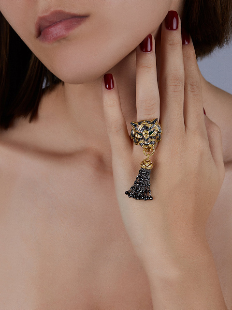 Gold, Emeralds & Diamonds Tiger Tassel Ring, 5