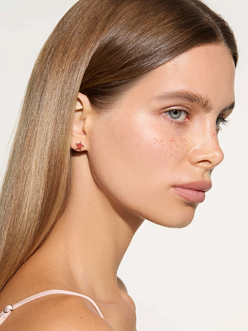 White gold stud earrings with pink LG diamond, 2