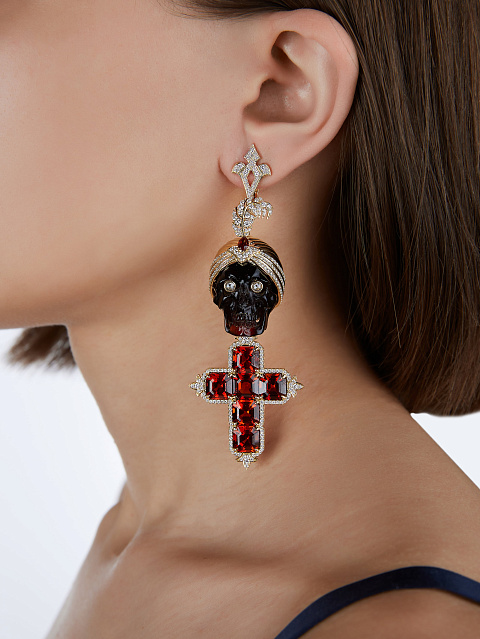 Yellow gold earrings with diamonds, amber and spessartine, 3