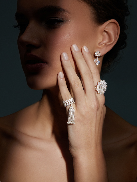 White Gold Diamond Tassel Ring, 3