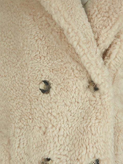 Beige Shearling Coat, 3 Beige Shearling Coat, 3