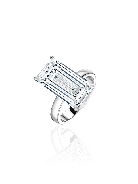 White gold ring with lab-grown octagon-cut diamond, 1
