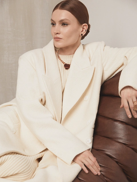 Necklace with pendant in silver with pink gilding and heart-cut tiger’s eye, 2