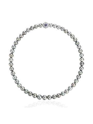 White gold necklace with Tahitian pearls, 1