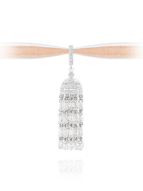 Tassel pendant made of white gold with diamonds, 1