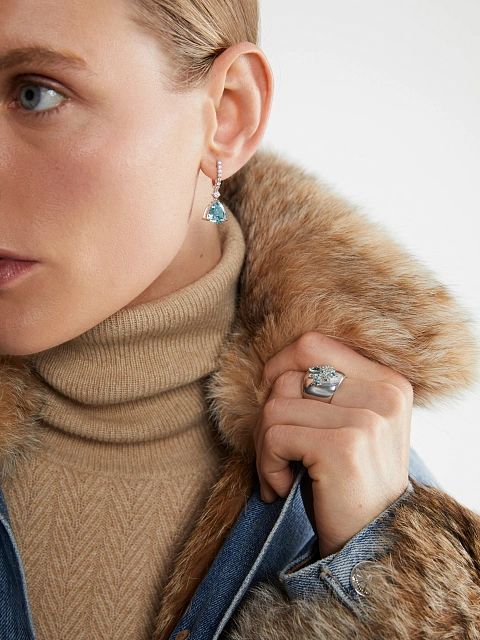 White Gold & Tourmaline Paraiba Ring, 7