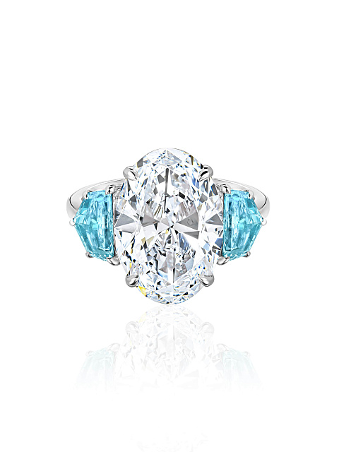 Ring with LG diamonds, 3