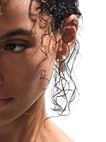 Narrow white gold ear cuff with Sakura enamel, 2