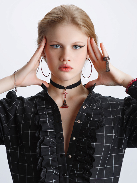 Black Gold & Black Diamond Tassel Ring, 3