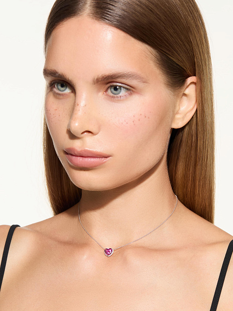 White gold necklace with heart-cut tourmaline and round diamonds, 2