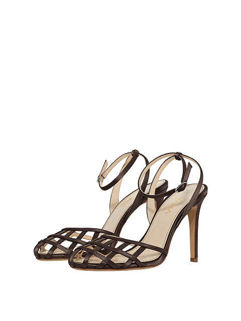 Leather sandals, 1 Leather sandals, 1