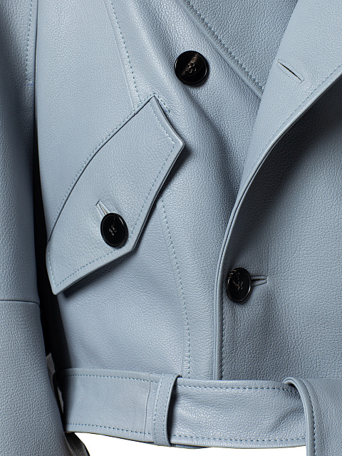 Тренч укороченный из серо-голубой кожи, объемные плечи, двубортный, 6