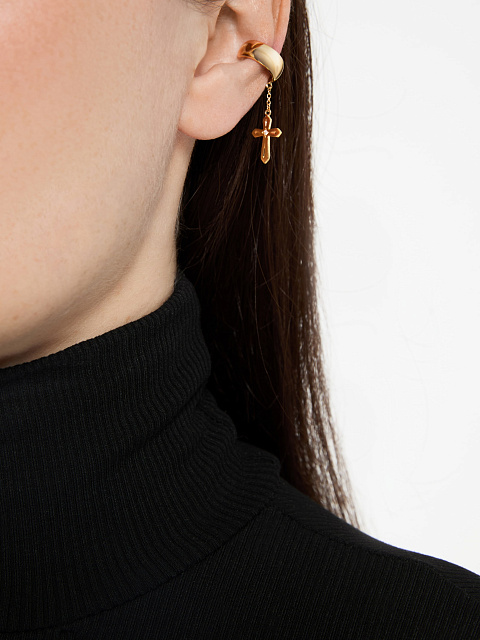 Yellow gold ear cuff with cross-shaped pendant, 2