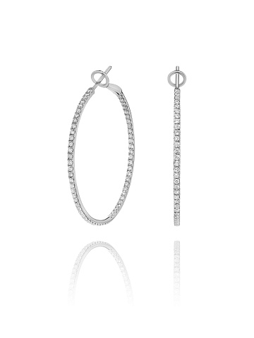 Hoop earrings in white gold and diamonds, 1