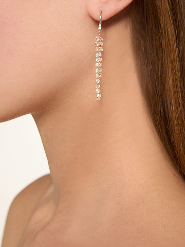 White gold earrings with fancy-cut diamonds, 2