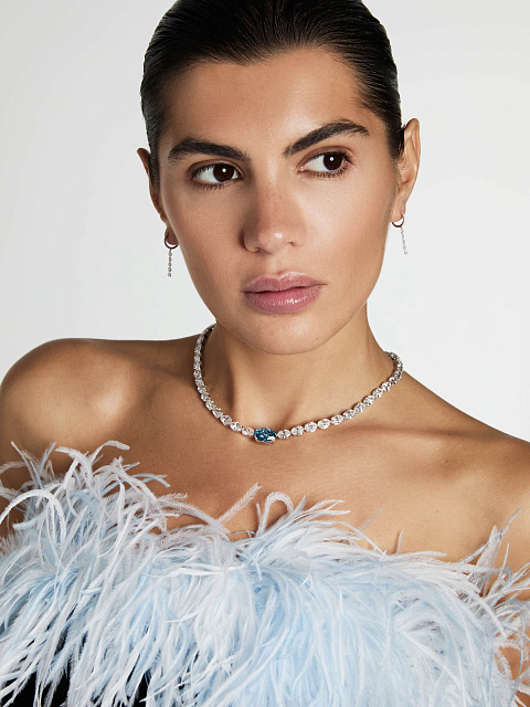 White gold necklace with oval-cut lab-grown diamonds, 3