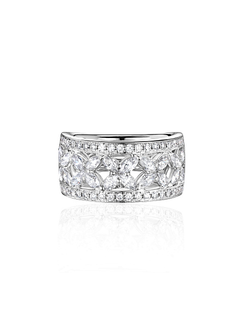 White gold ring with marquise-cut diamonds, 3