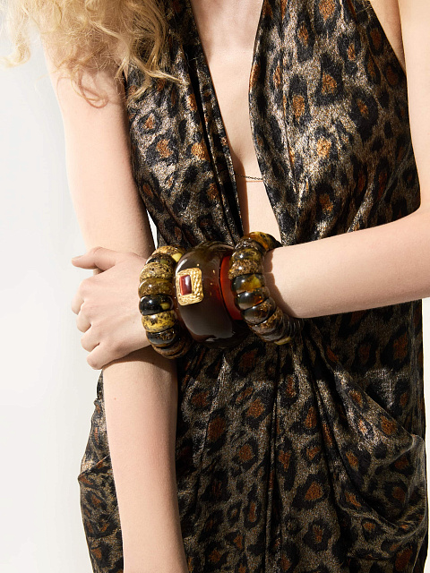 Amber bracelet with tiger’s eye, 2