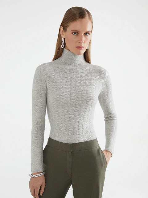 Grey Cashmere Turtleneck, 2