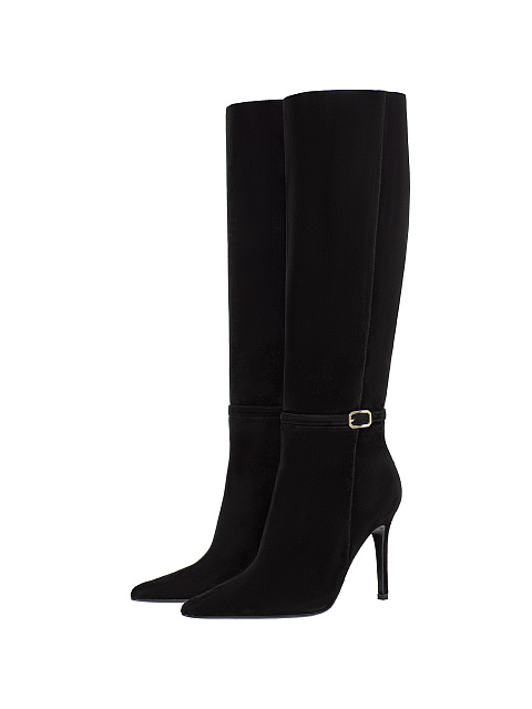 Black suede boots, 1