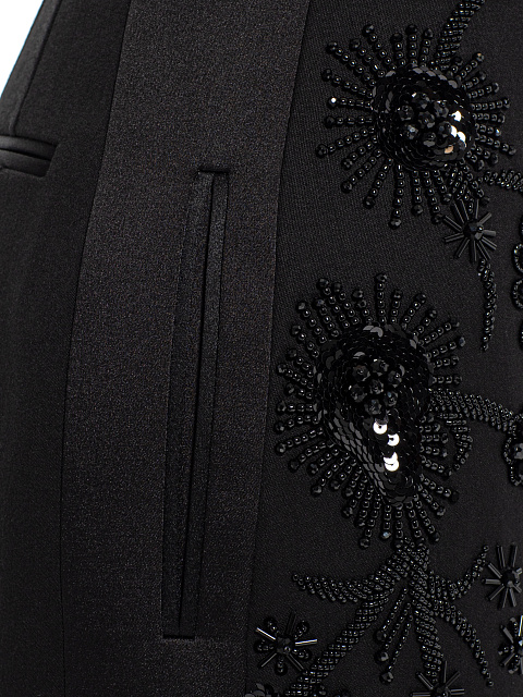 Black embroidered skirt, 3