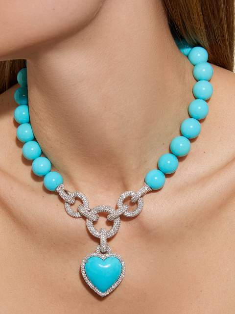 Pendant with heart-shaped Arizona turquoise cabochon, 2