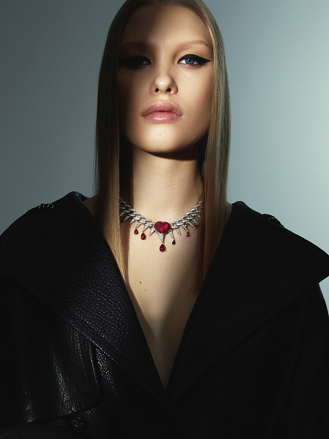 White gold necklace with heart-cut rubellite and round-cut diamonds, 2