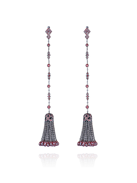 Blackened gold tassel earrings with garnet, 1