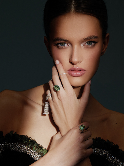 Oval Tourmaline, Round Diamond & White Gold Ring, 6