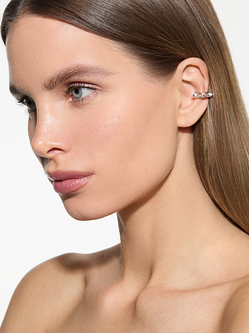 White gold ear cuff with diamonds, 2