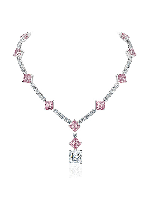 Necklace with LG diamonds, 1