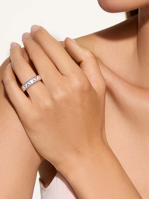 White gold ring with Sakura colored enamel, 3