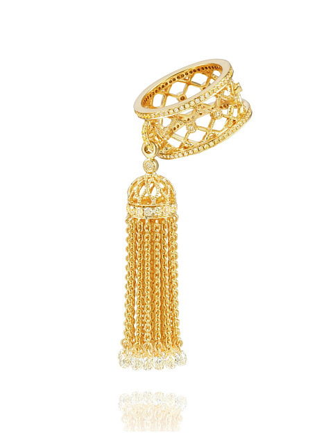 Yellow gold hand ring with diamonds, 1