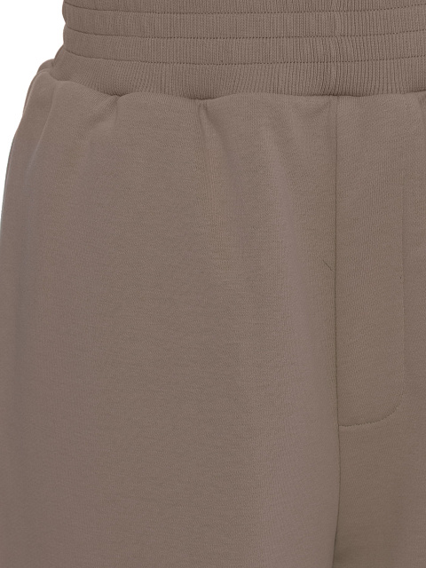 Brown cotton suit with stars, 5 Brown cotton suit with stars, 5