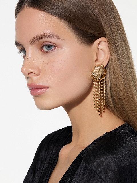 Long yellow gold shell earrings, 2