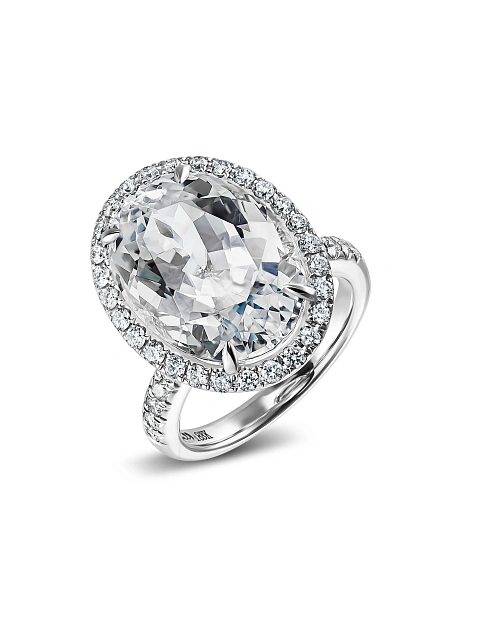 White Gold & Oval Topaz Ring, 1