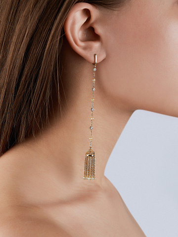 Yellow gold tassel earrings with diamonds and pearls, 2